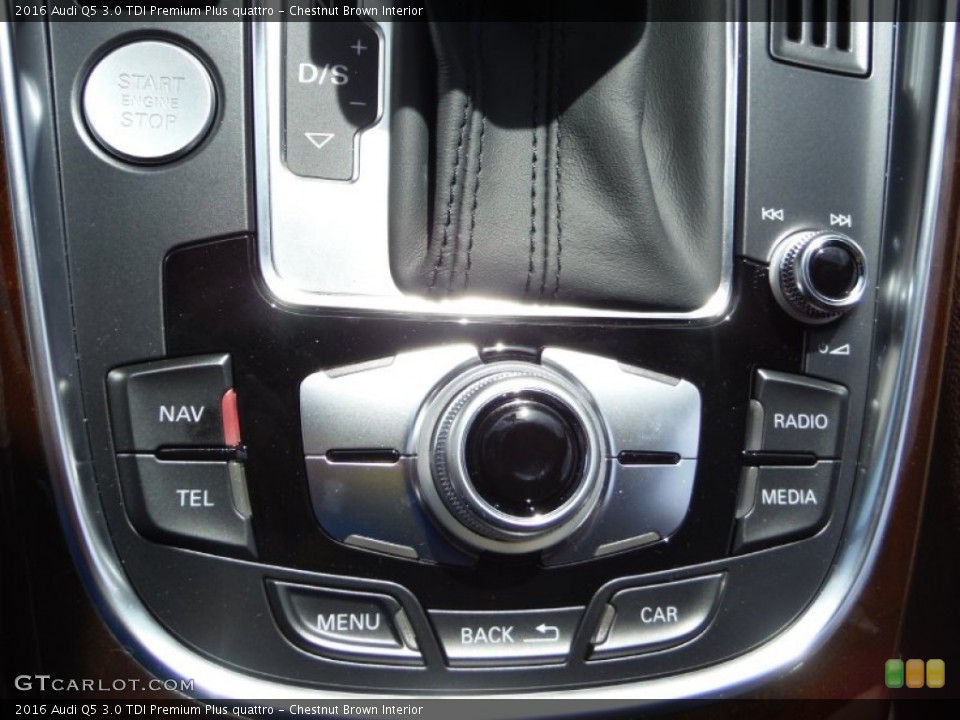 Chestnut Brown Interior Controls for the 2016 Audi Q5 3.0 TDI Premium Plus quattro #105621034