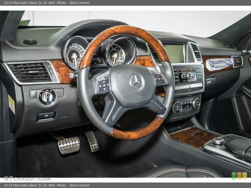 Black Interior Dashboard for the 2014 Mercedes-Benz GL 63 AMG 4Matic #105647859