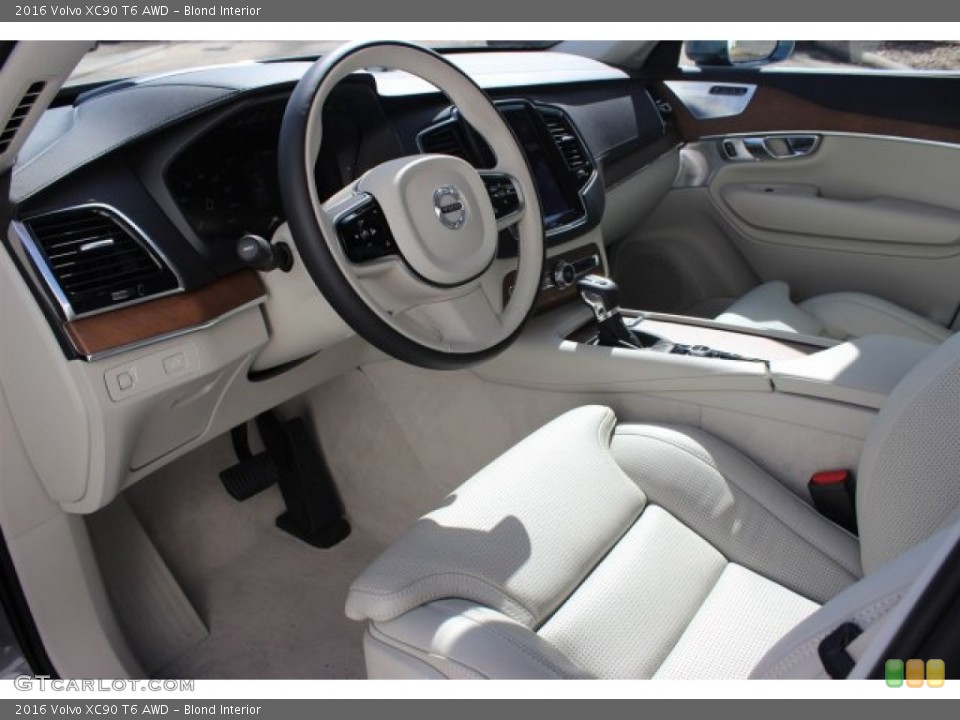 Blond Interior Photo for the 2016 Volvo XC90 T6 AWD #105686357