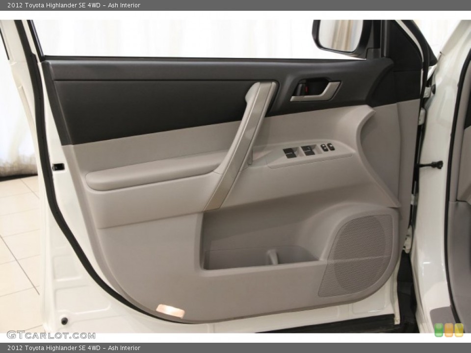 Ash Interior Door Panel for the 2012 Toyota Highlander SE 4WD #105705904