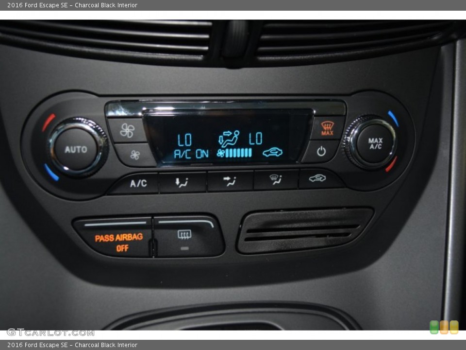 Charcoal Black Interior Controls for the 2016 Ford Escape SE #105745223