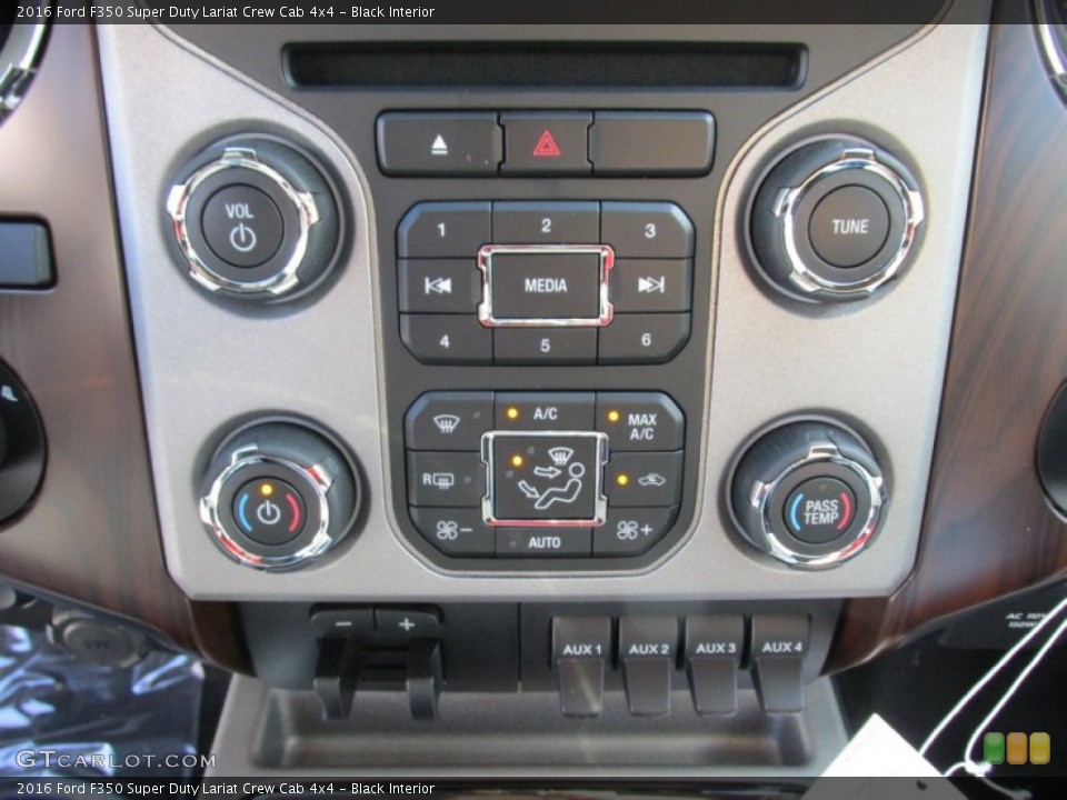 Black Interior Controls for the 2016 Ford F350 Super Duty Lariat Crew Cab 4x4 #105745235