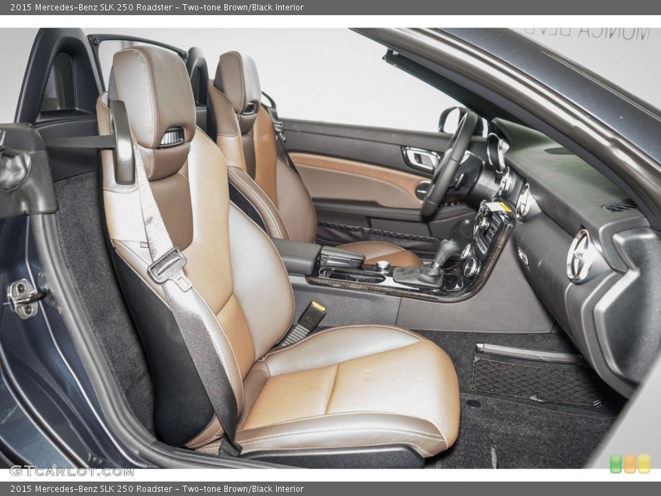 Two-tone Brown/Black Interior Photo for the 2015 Mercedes-Benz SLK 250 Roadster #105772076