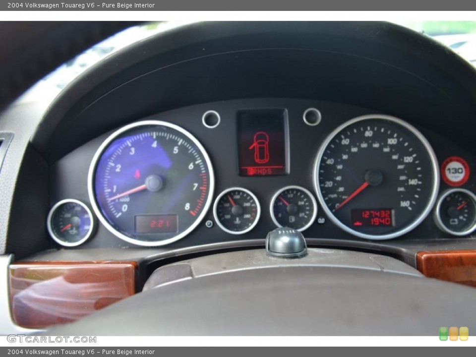 Pure Beige Interior Gauges for the 2004 Volkswagen Touareg V6 #105804711