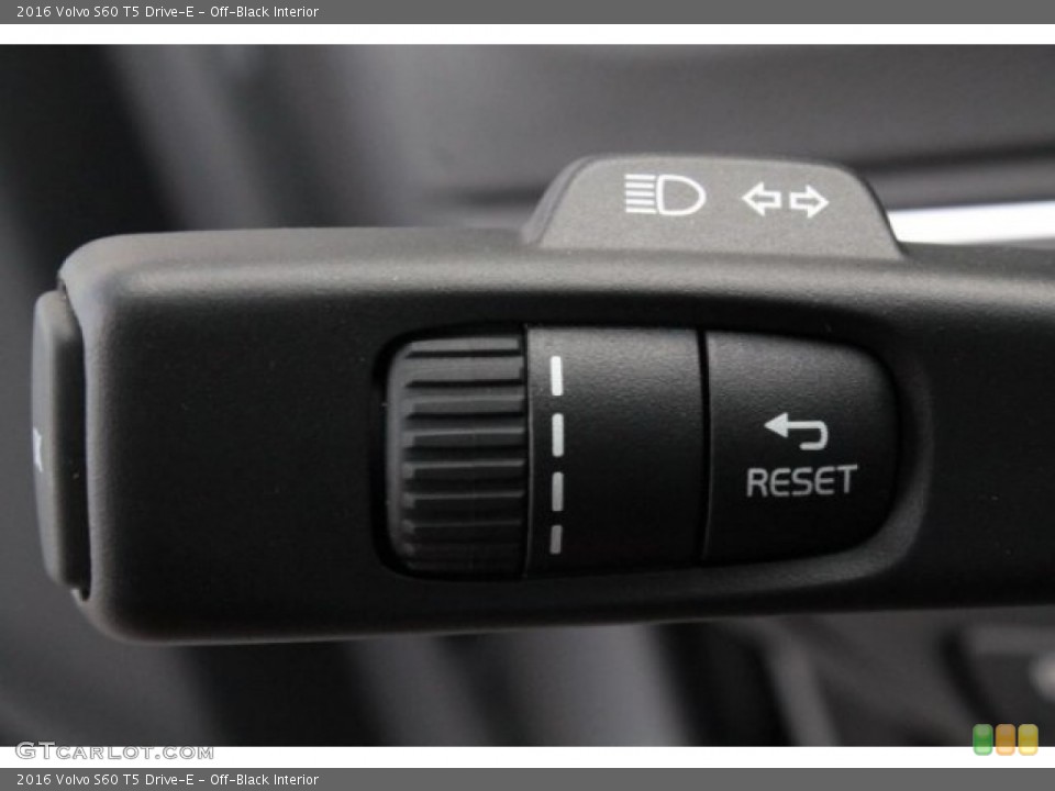 Off-Black Interior Controls for the 2016 Volvo S60 T5 Drive-E #105831017