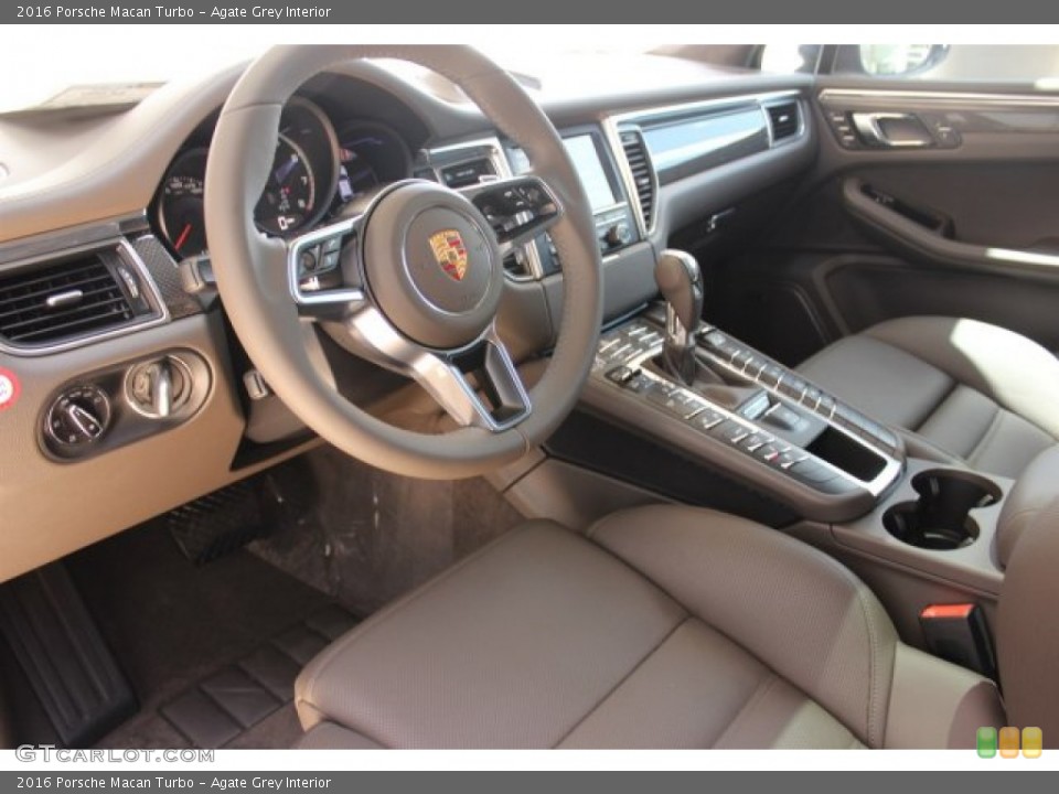 Agate Grey Interior Prime Interior for the 2016 Porsche Macan Turbo #105861008