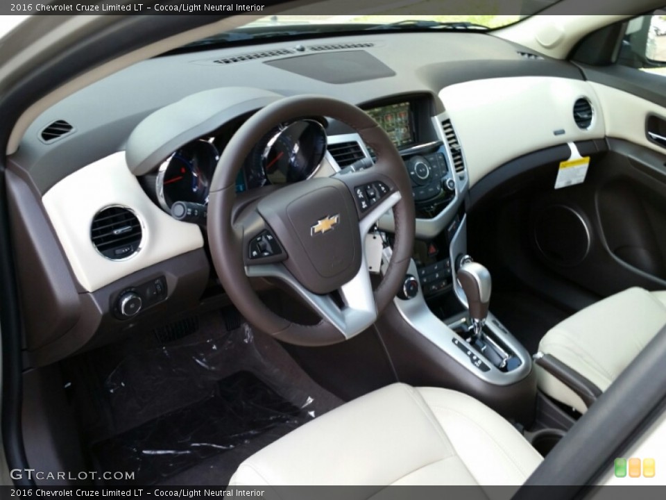 Cocoa/Light Neutral 2016 Chevrolet Cruze Limited Interiors