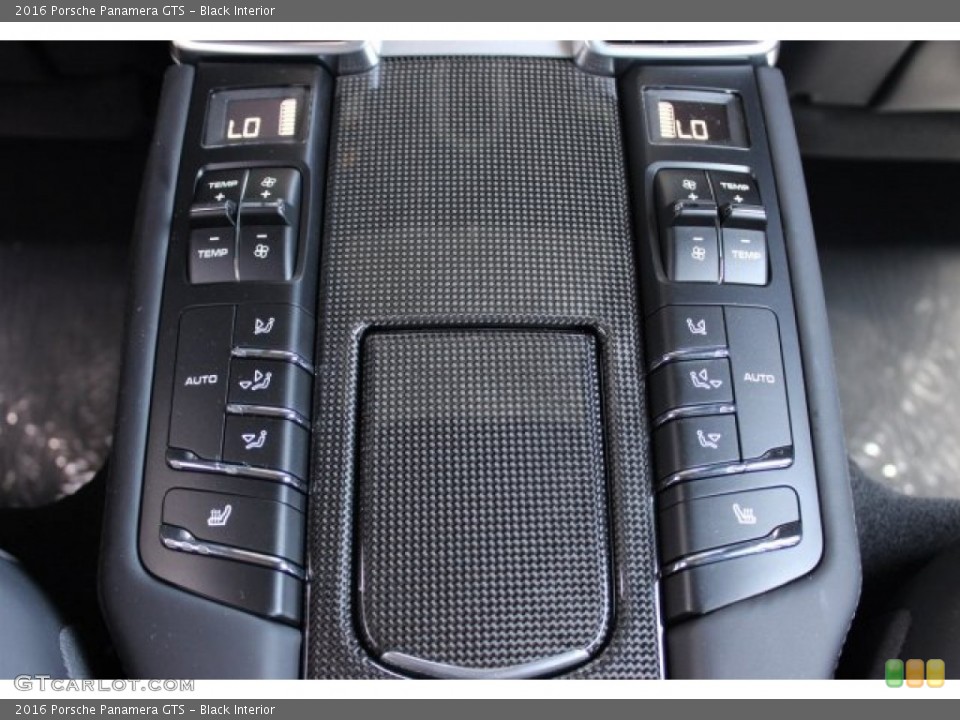 Black Interior Controls for the 2016 Porsche Panamera GTS #105937525