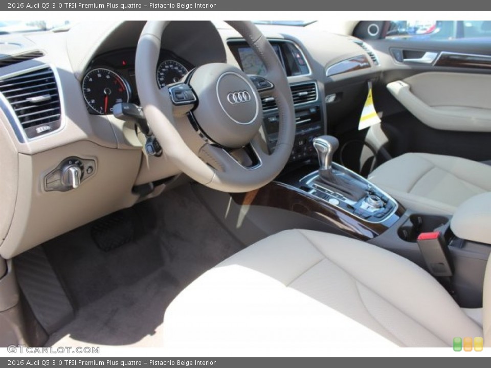 Pistachio Beige 2016 Audi Q5 Interiors