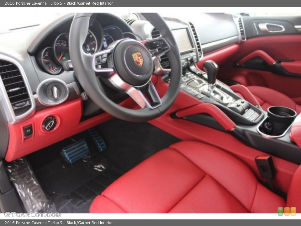 Black/Garnet Red Interior Prime Interior for the 2016 Porsche Cayenne Turbo S #106014155