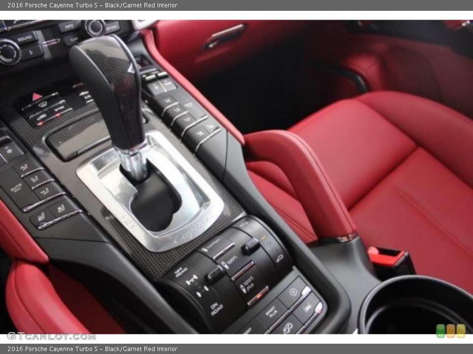 Black/Garnet Red Interior Transmission for the 2016 Porsche Cayenne Turbo S #106014188