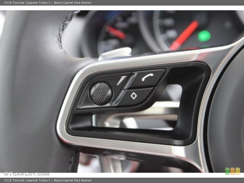 Black/Garnet Red Interior Controls for the 2016 Porsche Cayenne Turbo S #106014350