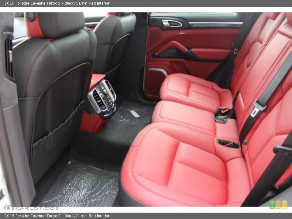 Black/Garnet Red Interior Rear Seat for the 2016 Porsche Cayenne Turbo S #106014522