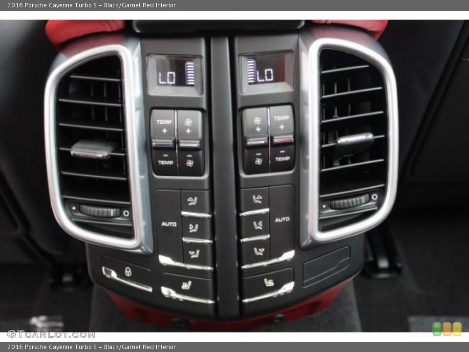 Black/Garnet Red Interior Controls for the 2016 Porsche Cayenne Turbo S #106014545