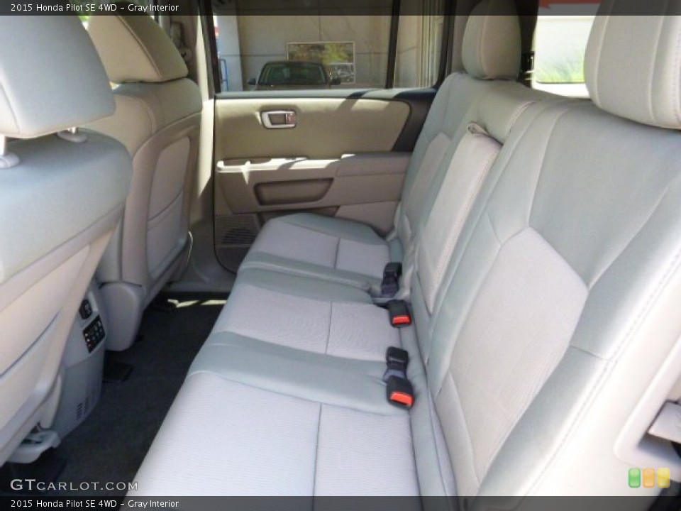 Gray Interior Rear Seat for the 2015 Honda Pilot SE 4WD #106033069