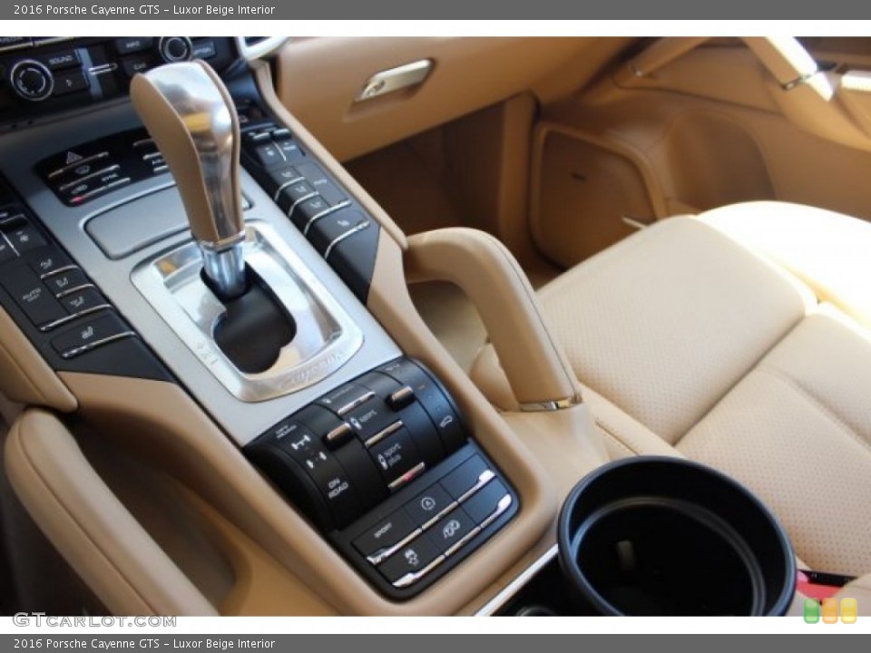 Luxor Beige Interior Controls for the 2016 Porsche Cayenne GTS #106038238