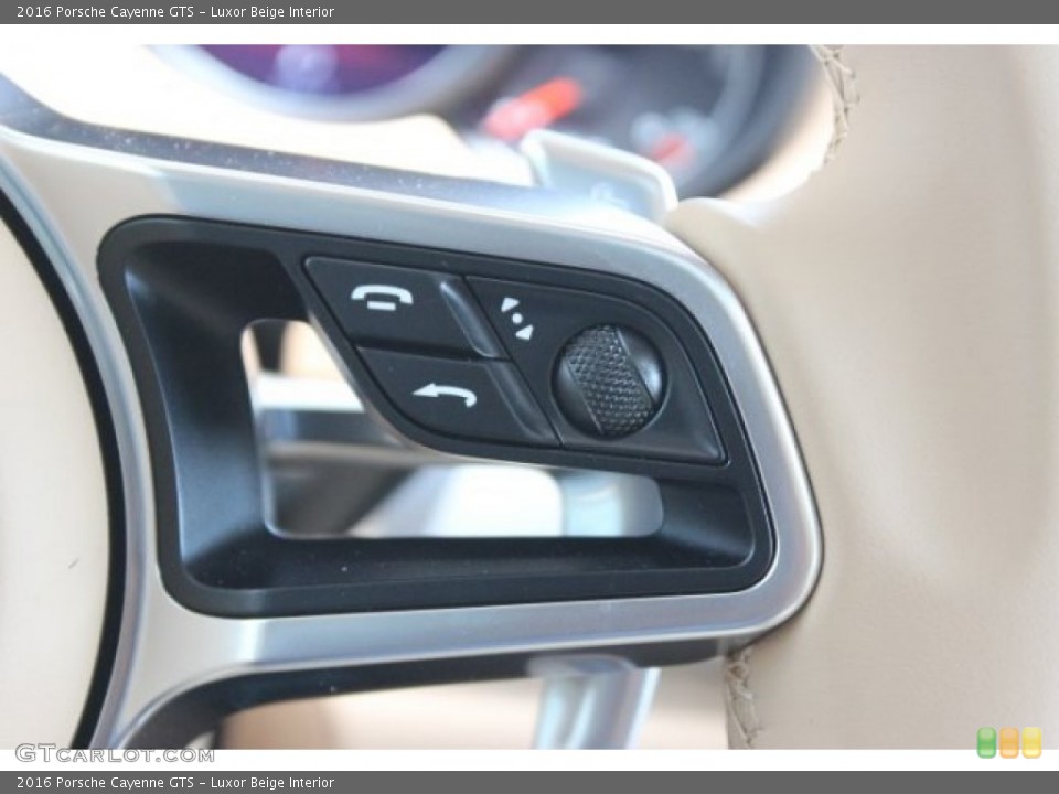 Luxor Beige Interior Controls for the 2016 Porsche Cayenne GTS #106038445