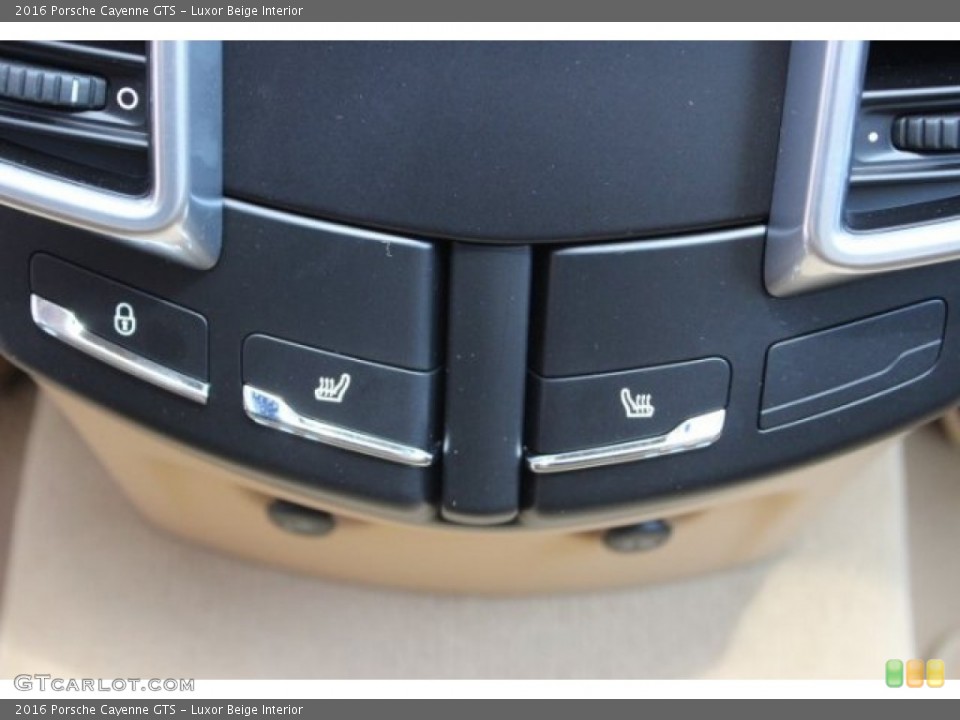 Luxor Beige Interior Controls for the 2016 Porsche Cayenne GTS #106038586