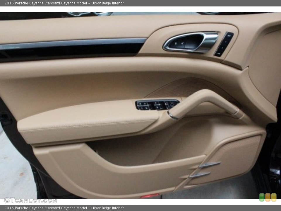 Luxor Beige Interior Door Panel for the 2016 Porsche Cayenne  #106083917