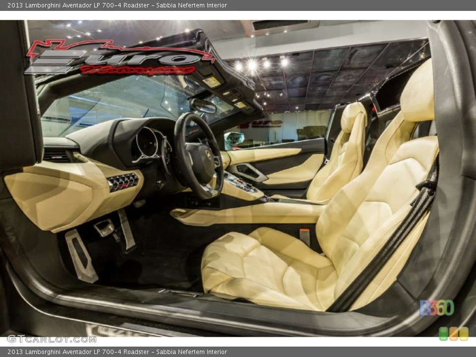 Sabbia Nefertem Interior Photo for the 2013 Lamborghini Aventador LP 700-4 Roadster #106117702