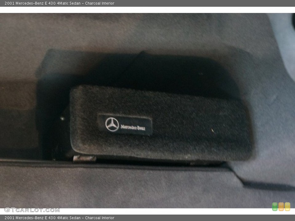 Charcoal Interior Audio System for the 2001 Mercedes-Benz E 430 4Matic Sedan #106143109