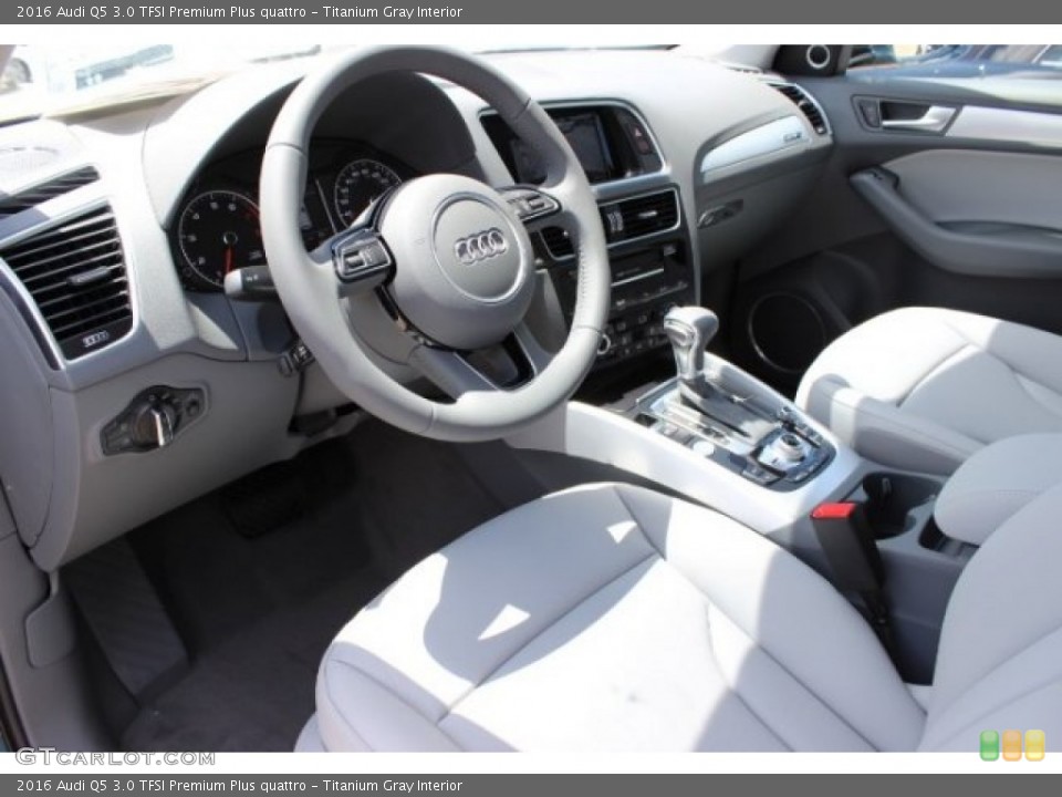 Titanium Gray Interior Photo for the 2016 Audi Q5 3.0 TFSI Premium Plus quattro #106165846