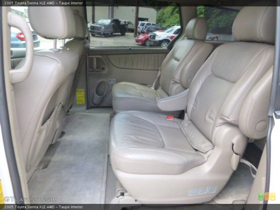 Taupe Interior Rear Seat for the 2005 Toyota Sienna XLE AWD #106228489