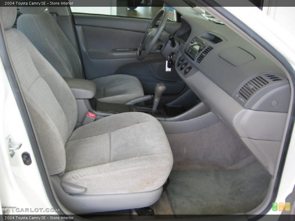 Stone Interior Photo for the 2004 Toyota Camry SE #106274858