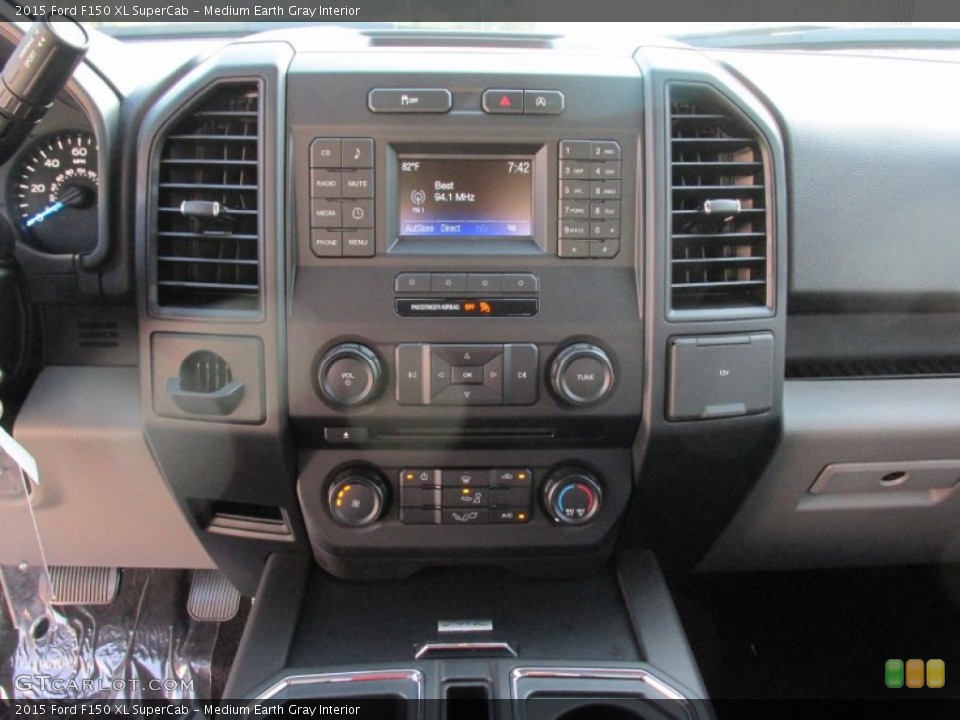 Medium Earth Gray Interior Controls for the 2015 Ford F150 XL SuperCab #106298003