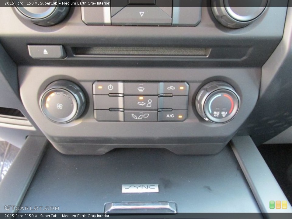 Medium Earth Gray Interior Controls for the 2015 Ford F150 XL SuperCab #106298036