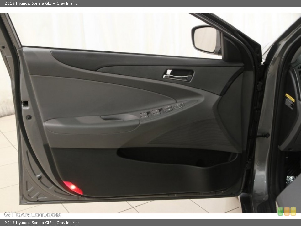 Gray Interior Door Panel for the 2013 Hyundai Sonata GLS #106301698