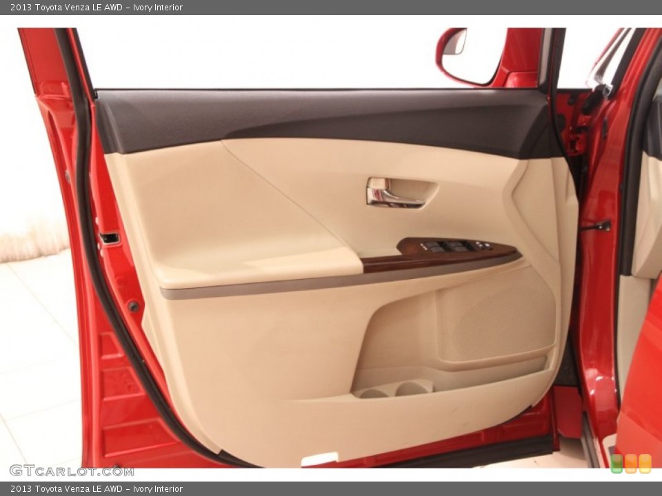 Ivory Interior Door Panel for the 2013 Toyota Venza LE AWD #106345094