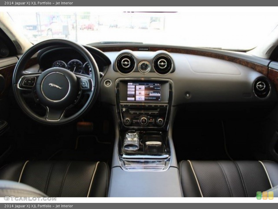 Jet Interior Dashboard for the 2014 Jaguar XJ XJL Portfolio #106361940