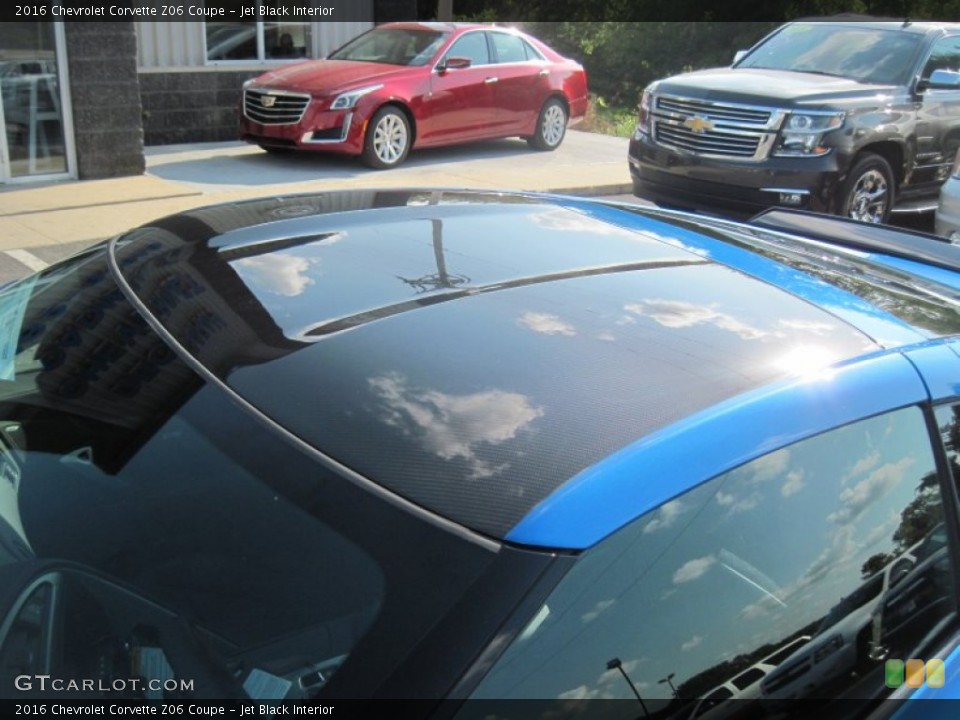 Jet Black Interior Sunroof for the 2016 Chevrolet Corvette Z06 Coupe #106365998