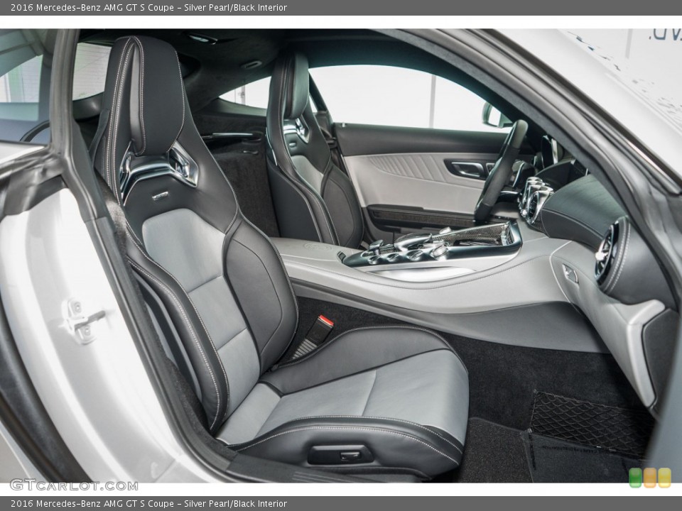 Silver Pearl/Black Interior Photo for the 2016 Mercedes-Benz AMG GT S Coupe #106389293