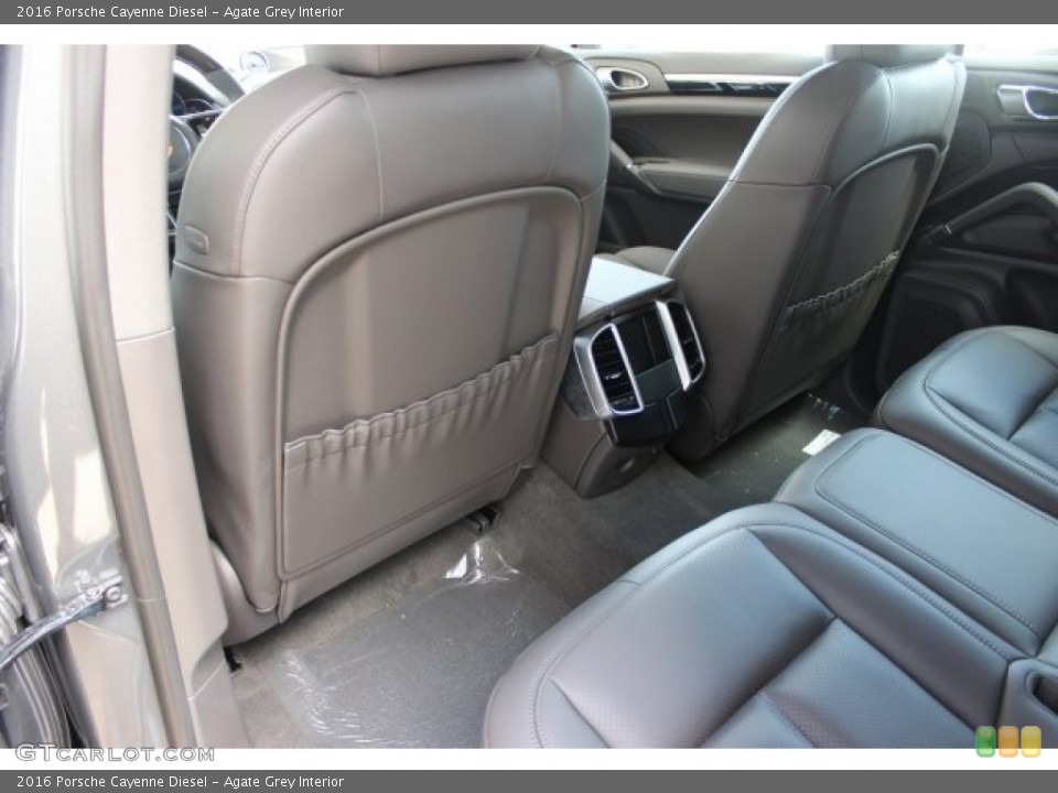 Agate Grey Interior Rear Seat for the 2016 Porsche Cayenne Diesel #106430760