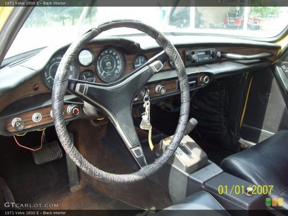 Black Interior Photo for the 1971 Volvo 1800 E #106444645