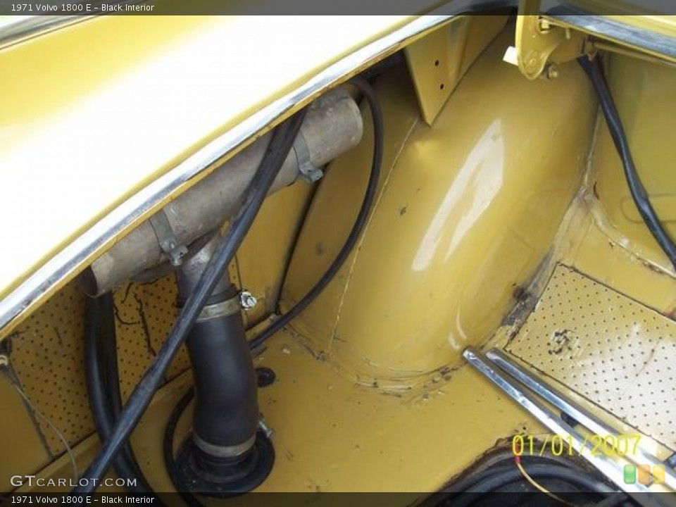 Black Interior Trunk for the 1971 Volvo 1800 E #106444773