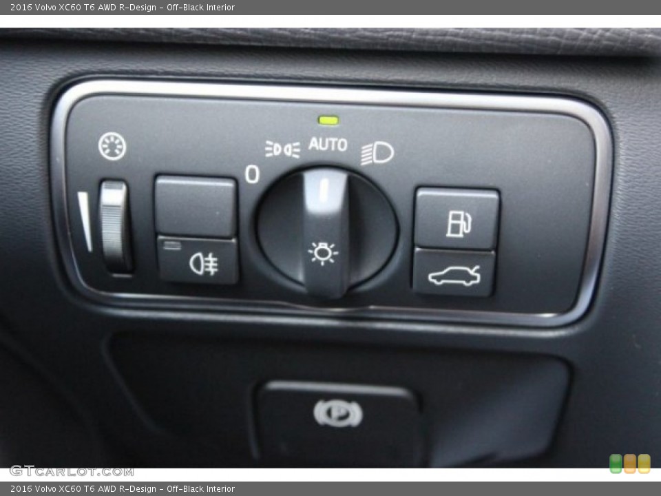 Off-Black Interior Controls for the 2016 Volvo XC60 T6 AWD R-Design #106495081
