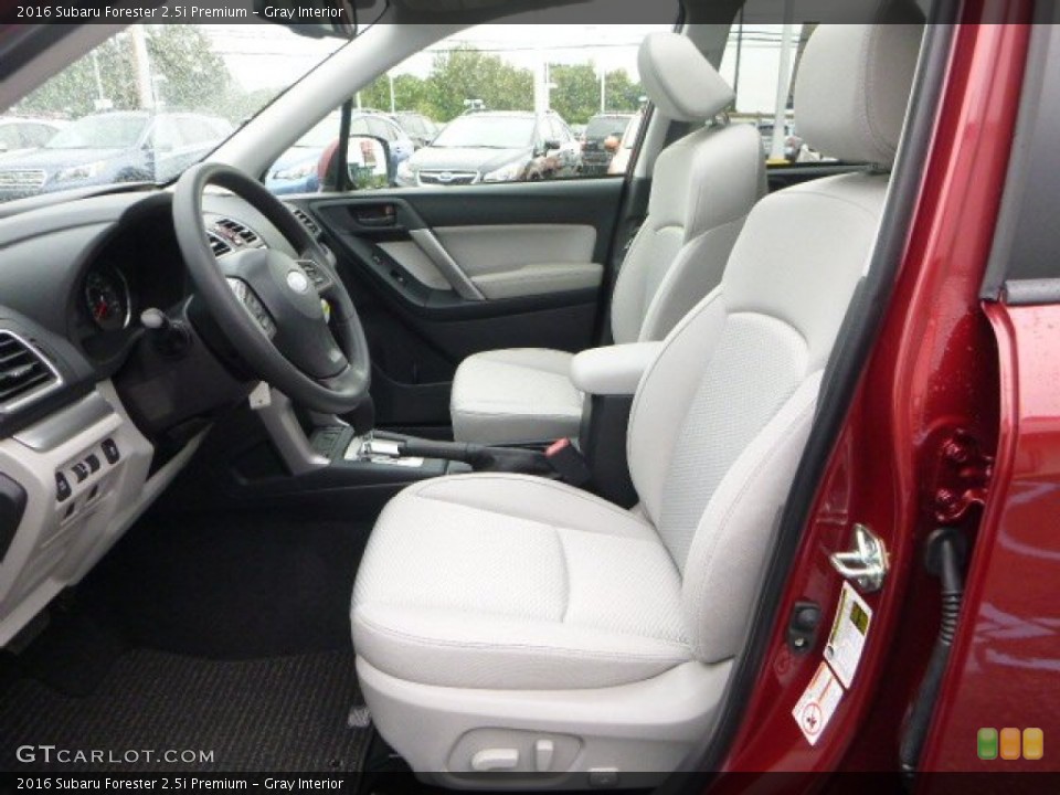 Gray Interior Photo for the 2016 Subaru Forester 2.5i Premium #106504108