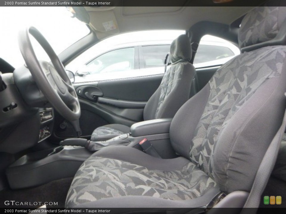 Taupe Interior Photo for the 2003 Pontiac Sunfire  #106526293