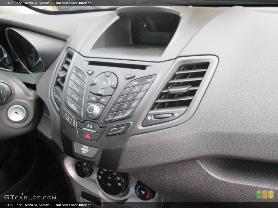 Charcoal Black Interior Controls for the 2016 Ford Fiesta SE Sedan #106533286