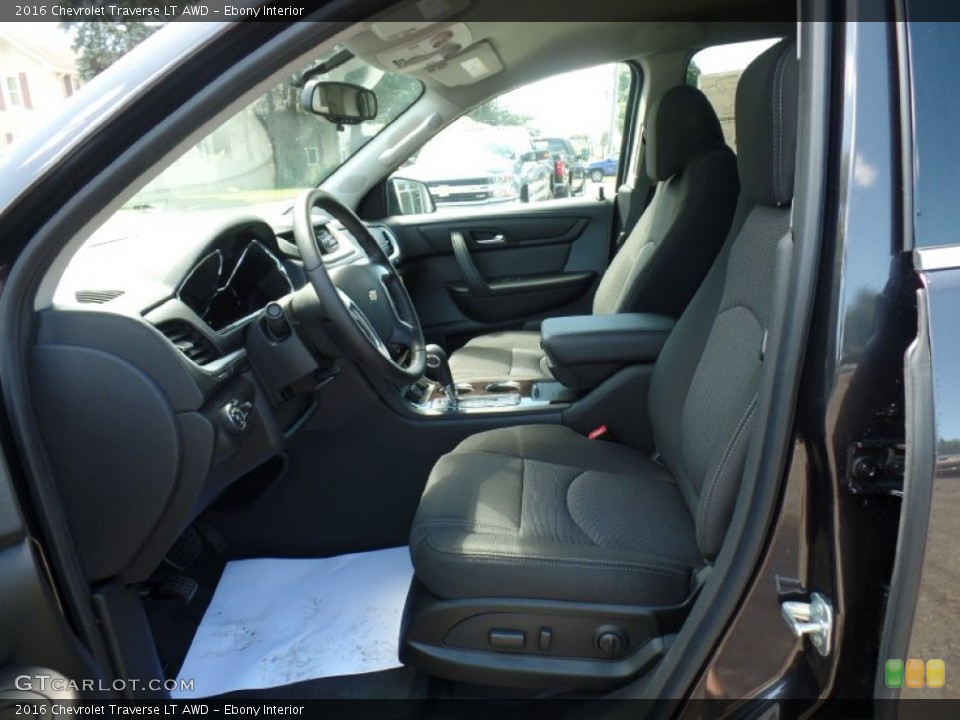 Ebony Interior Photo for the 2016 Chevrolet Traverse LT AWD #106552156