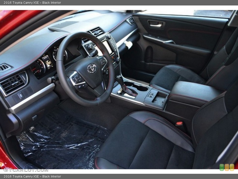 Black Interior Photo for the 2016 Toyota Camry XSE #106552438