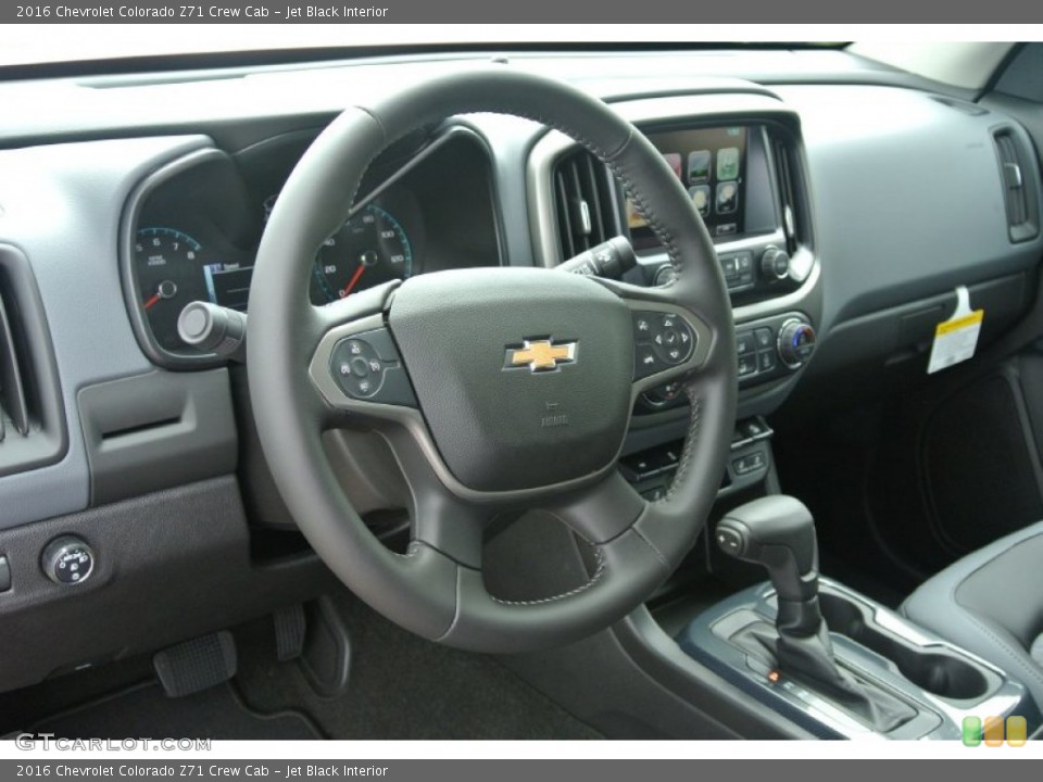 Jet Black Interior Dashboard for the 2016 Chevrolet Colorado Z71 Crew Cab #106562428