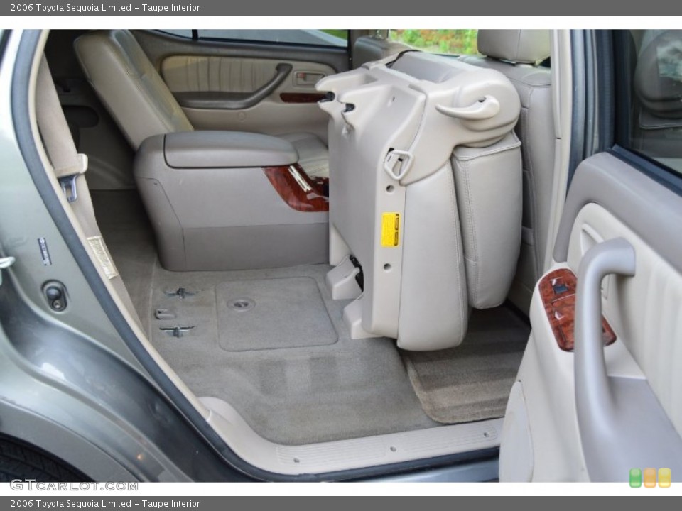 Taupe Interior Rear Seat for the 2006 Toyota Sequoia Limited #106571174