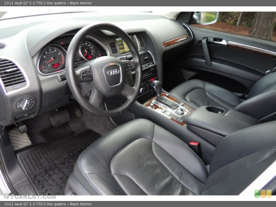 Black Interior Photo for the 2011 Audi Q7 3.0 TFSI S line quattro #106607939