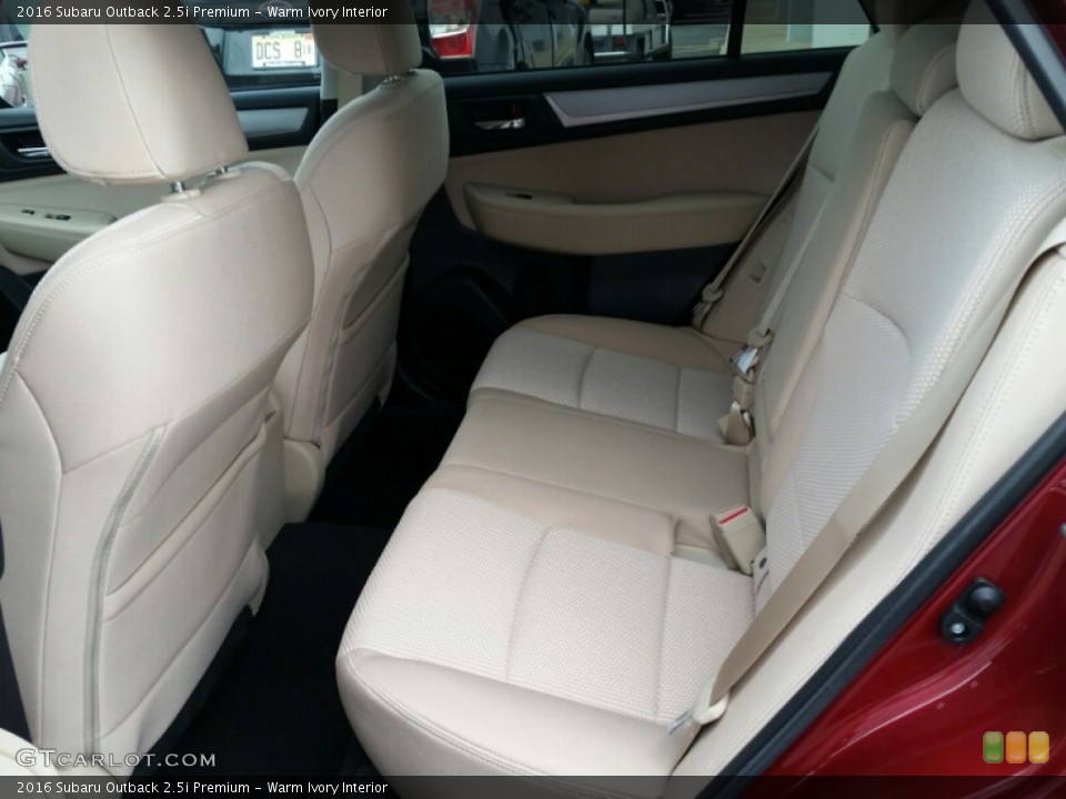 Warm Ivory Interior Rear Seat for the 2016 Subaru Outback 2.5i Premium #106628065