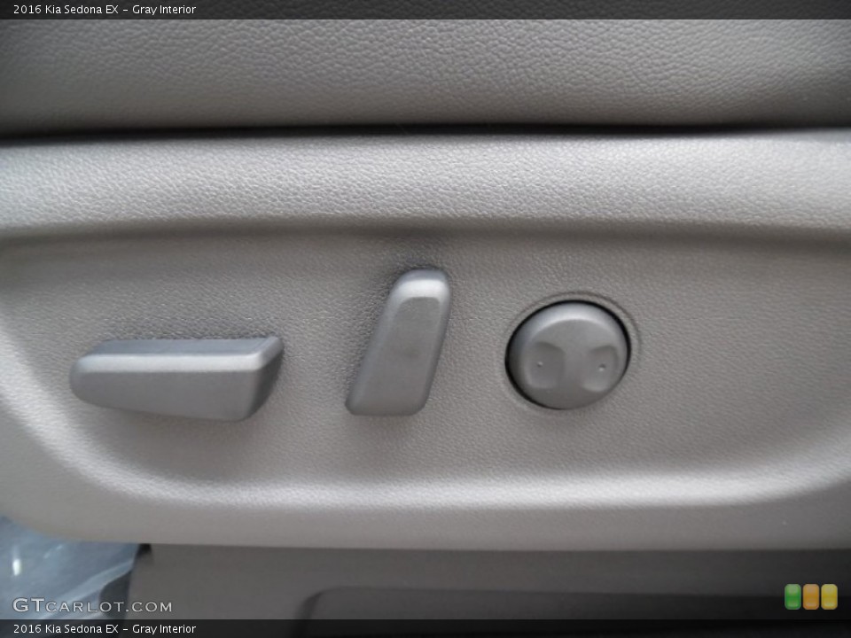 Gray Interior Controls for the 2016 Kia Sedona EX #106638106