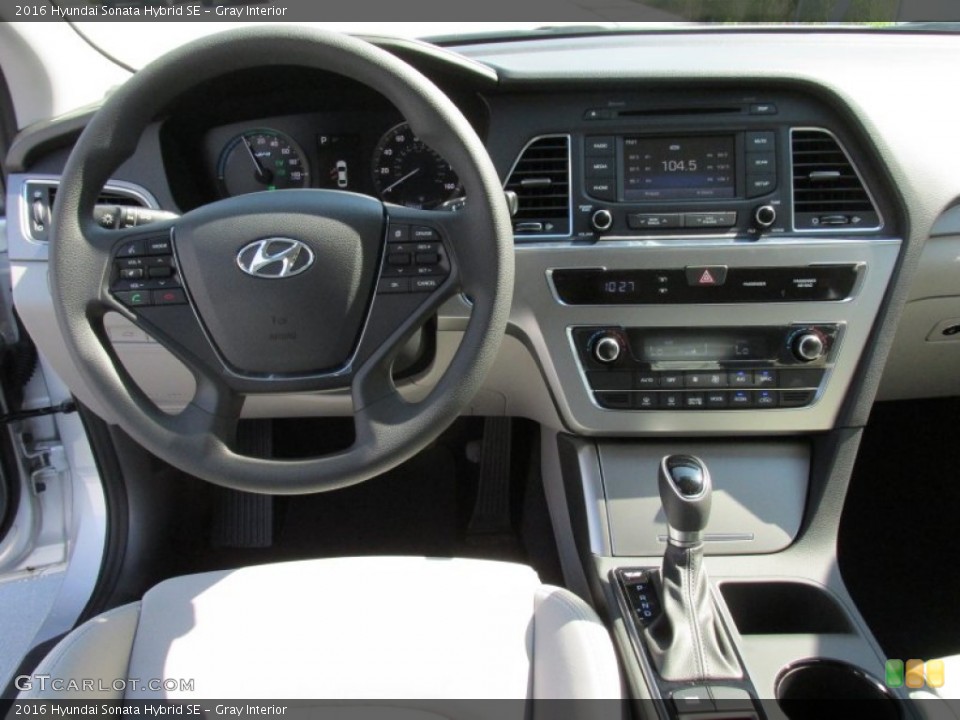 Gray 2016 Hyundai Sonata Hybrid Interiors
